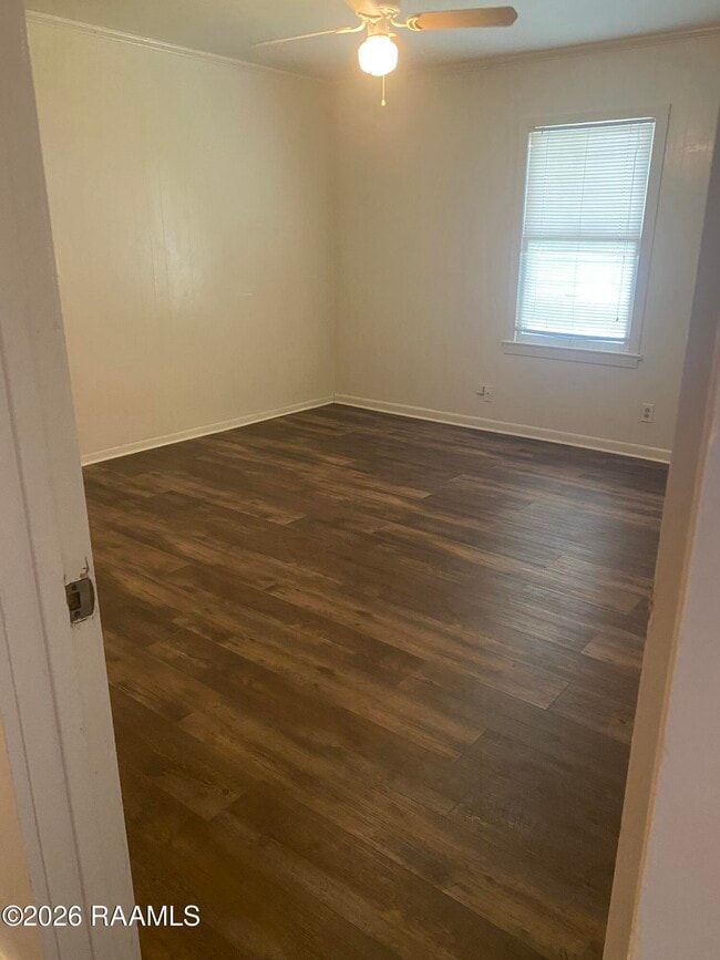 Building Photo - 714 Evangeline Dr