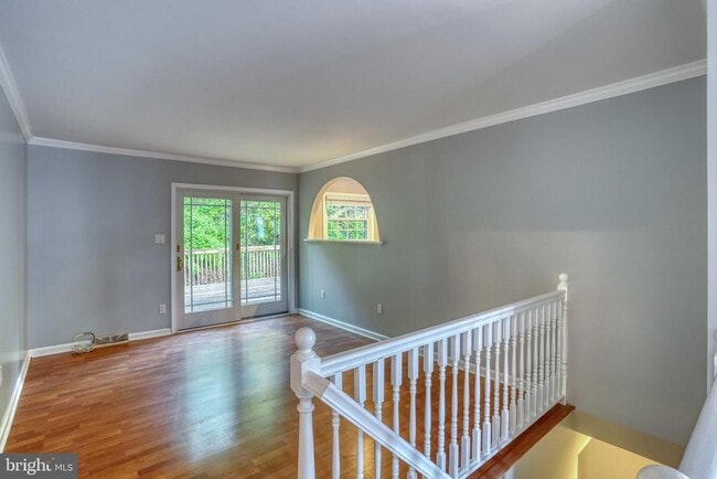 Building Photo - 124 Hilldale Ct