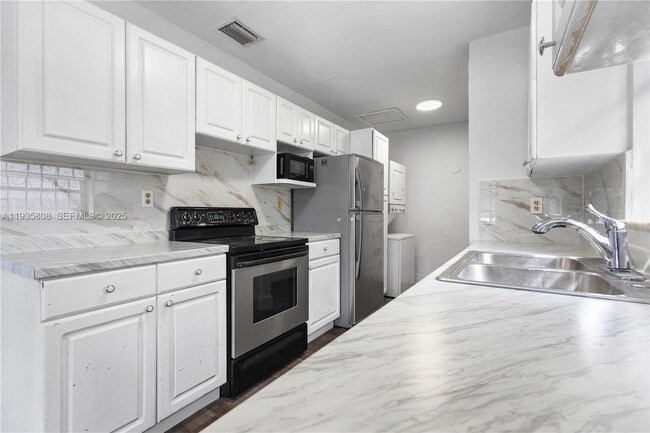 Building Photo - 4201 NW 25th Ave