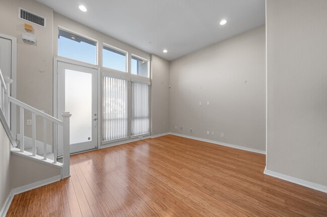 Building Photo - 5509 W 149th Pl