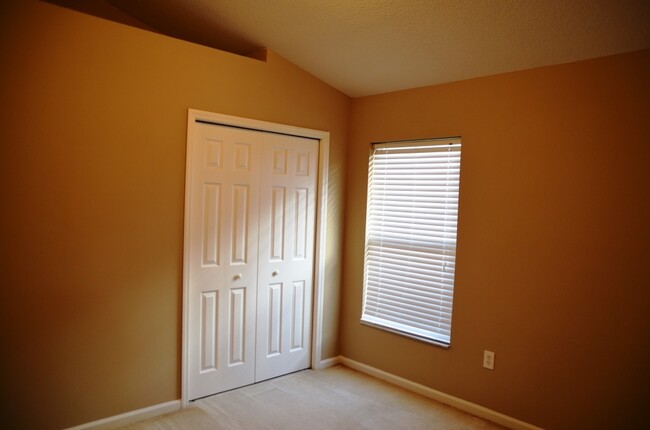 Building Photo - Nice 3/2 House w/2-Car Garage South of Dow...