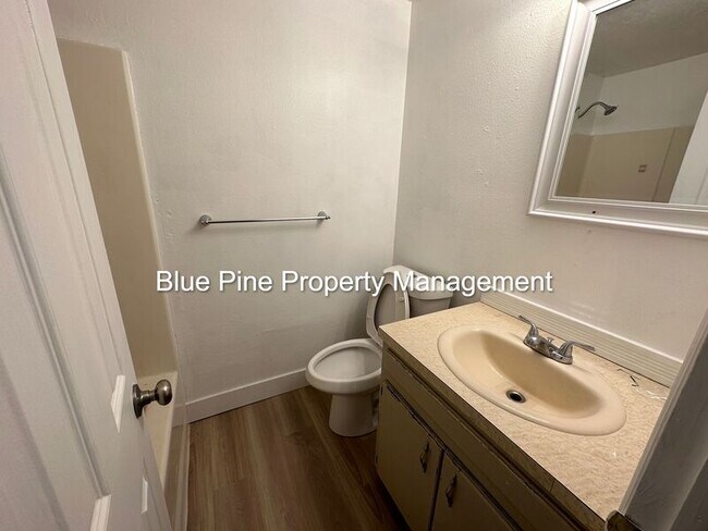Building Photo - 1224 Holman Ave