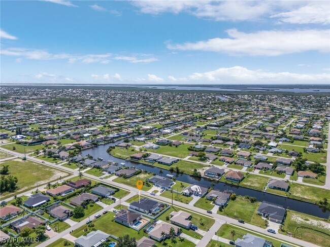 Building Photo - 1923 SW 27th Terrace