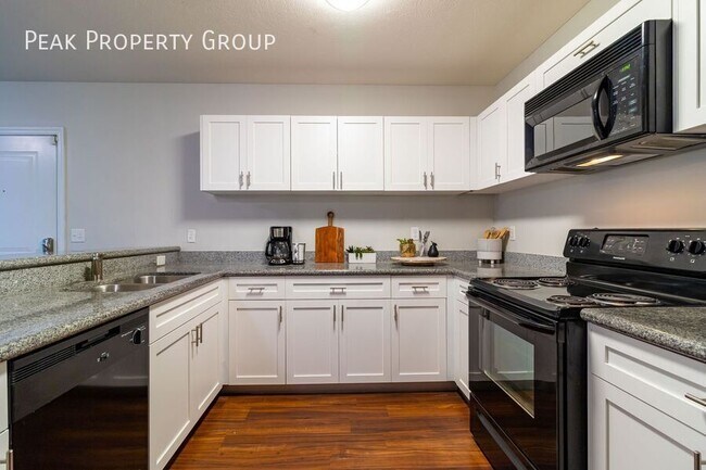 Building Photo - 250 Chittenden Ave