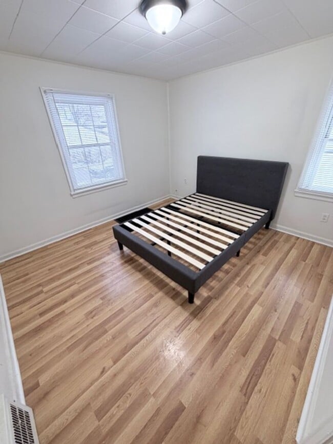 Building Photo - $1450 3 bedroom house in Bon Air