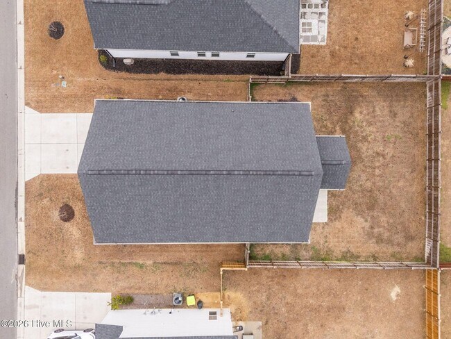 Building Photo - 3 Bed 2 Bath Unfurnished Single Family Home