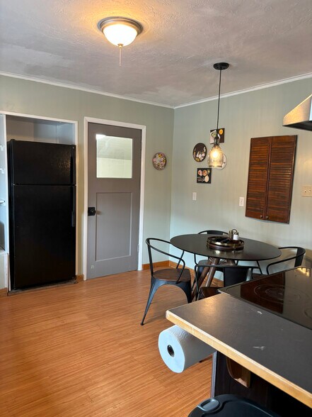 Building Photo - 4017 S 1500 E