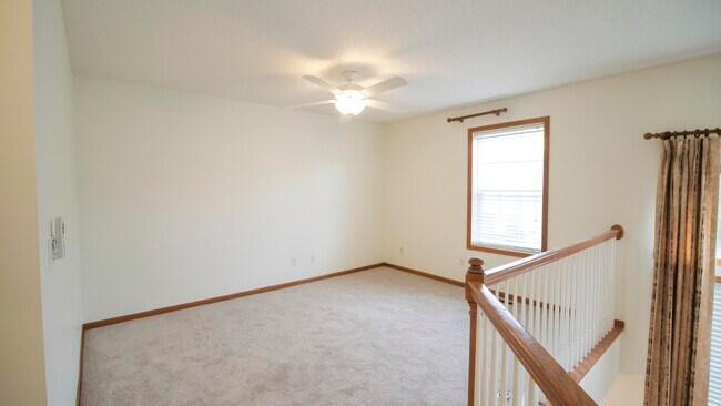 Building Photo - 15250 Florist Cir