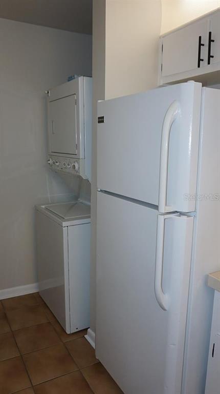 Building Photo - 5219 Via Hacienda Cir