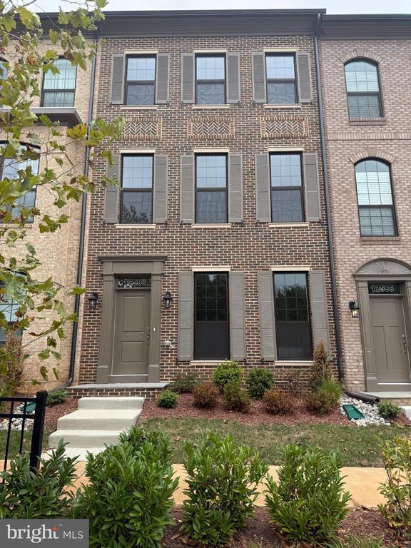Building Photo - 12586 Ovation Dr