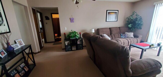 Building Photo - 219 NW Barr Rd