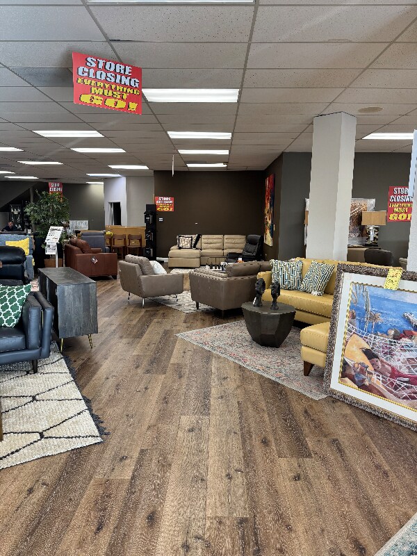 Building Photo - 22750 Hawthorne Blvd