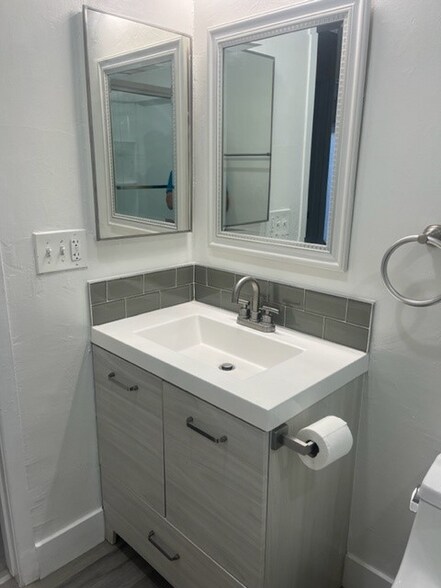 Building Photo - 7801 Sycamore Drive