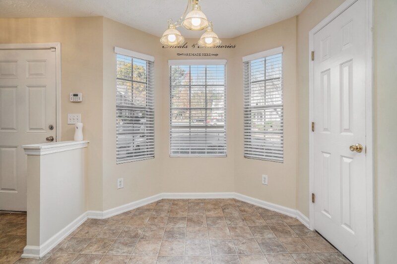 Building Photo - 6603 Arbor Gate Dr SW