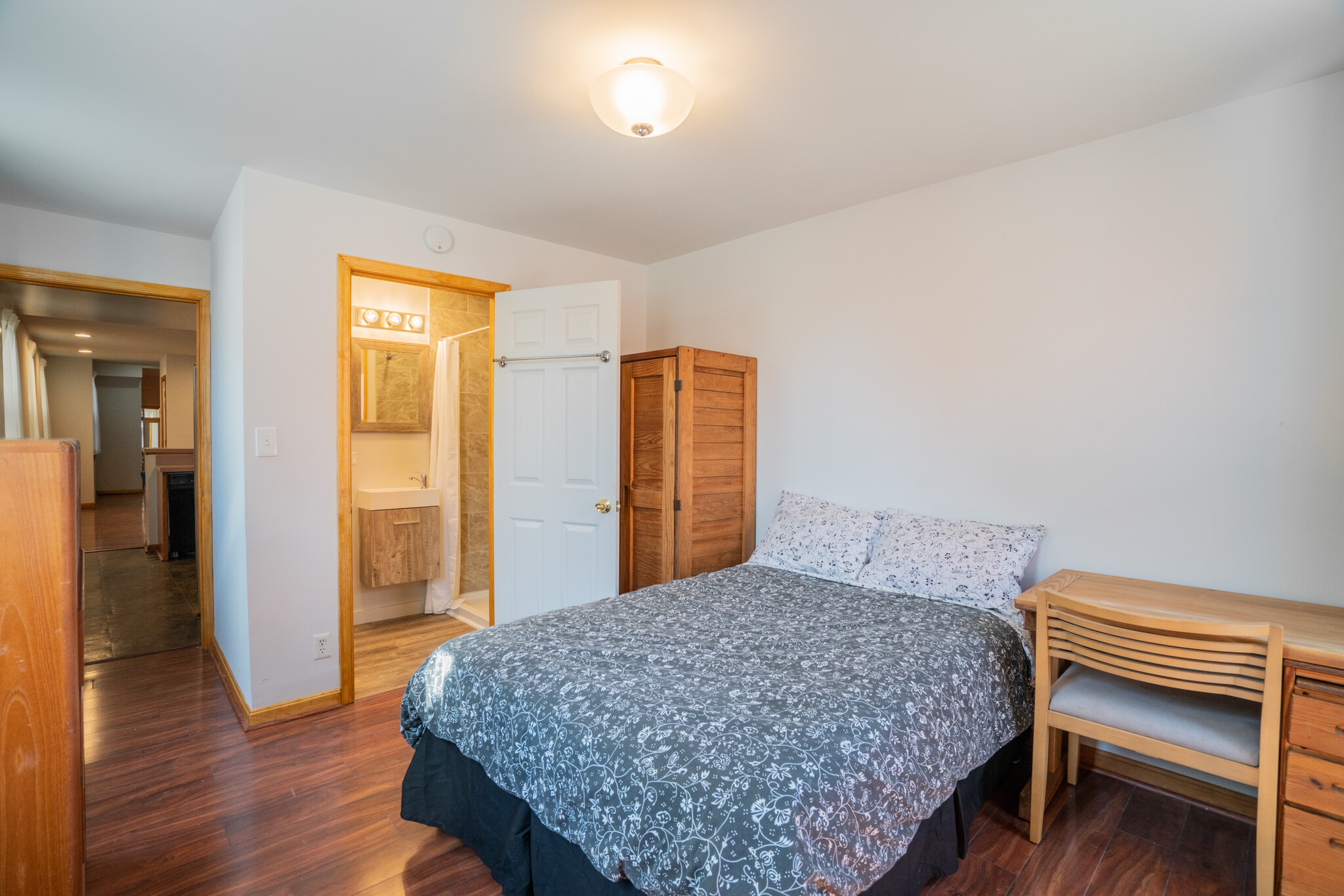 First floor back bedroom - 505 North Washington Street