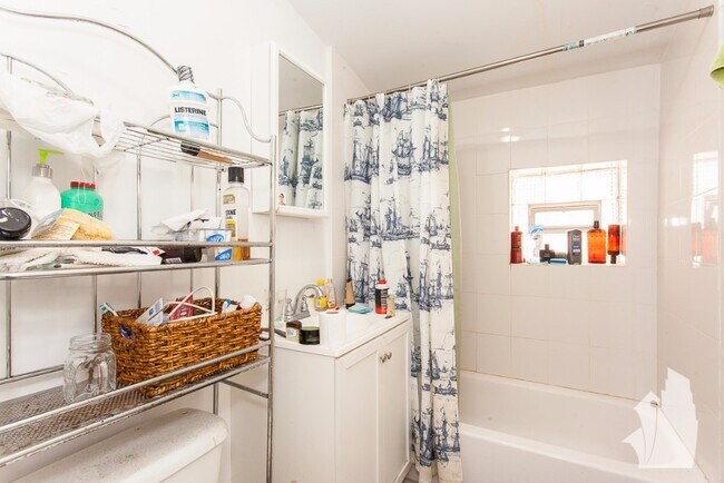 Building Photo - 1634 N Cleveland Ave