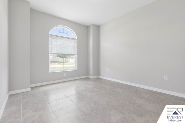 Building Photo - 60 Berkshire Ln