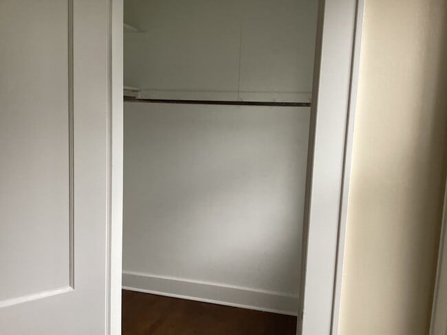 Building Photo - 5550 N 35th St