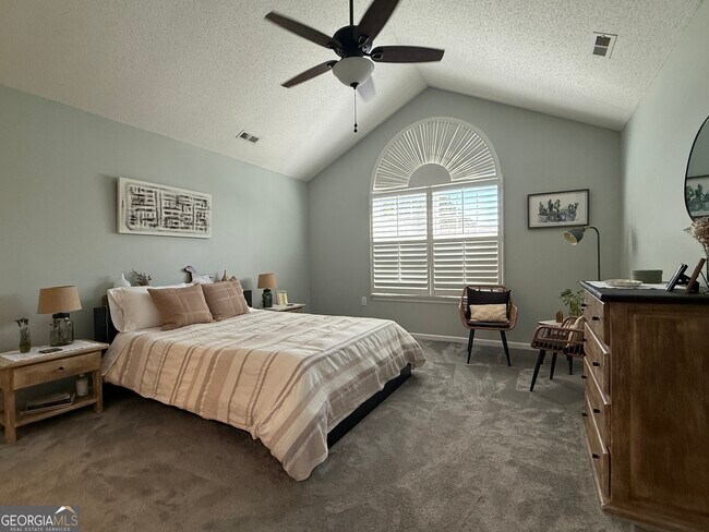 Building Photo - 3050 Orchard Ridge Cir