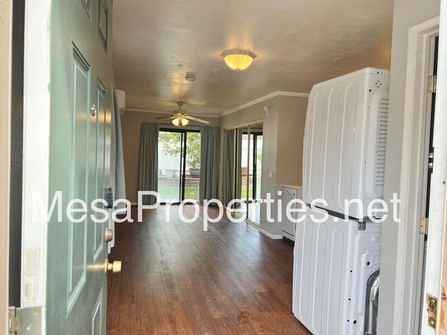 Building Photo - 3929 Rancho Del Oro Dr