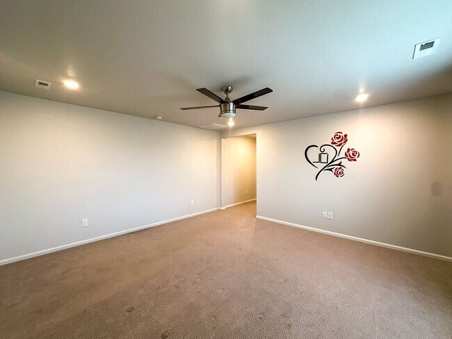 Building Photo - 17286 Bluetrail Ave