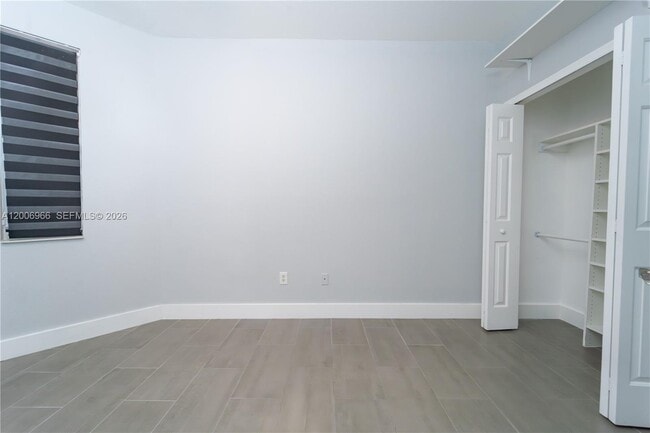 Building Photo - 3515 Shoma Dr