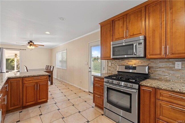 Building Photo - Spacious 4BR House in Torrance