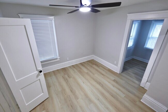 Building Photo - 316 Grand Ave