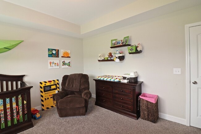 Building Photo - "Spacious 4-Bedroom Gem with 3.5 Baths and...