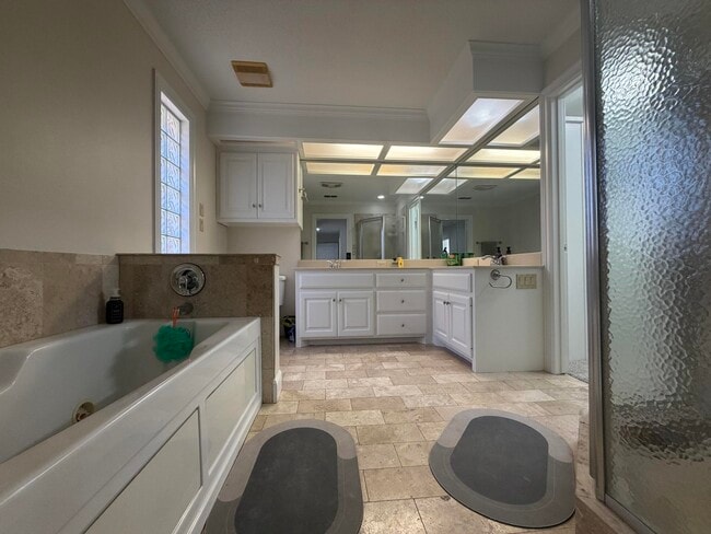 Building Photo - 4103 101st St