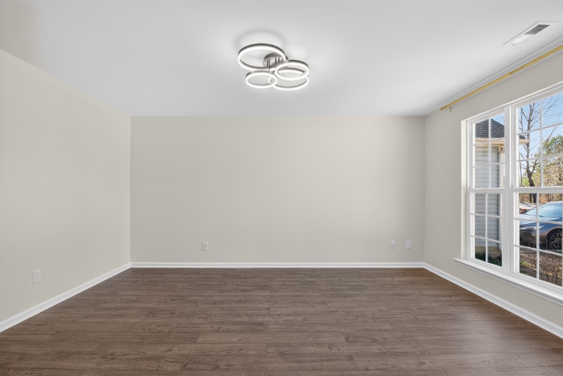 Building Photo - 106 Barbee Rd