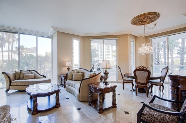 Building Photo - 2857 Paradise Rd