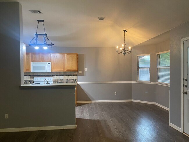 Building Photo - 3 BEDROOM, BELTON ISD