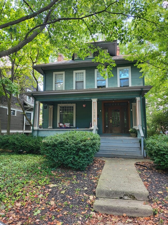 Building Photo - 175 E Northwood Ave