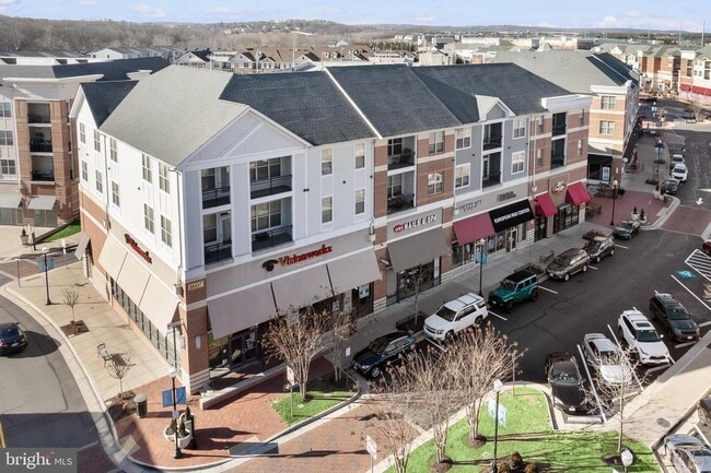 Building Photo - 1304 Ribbon Limestone Terrace SE