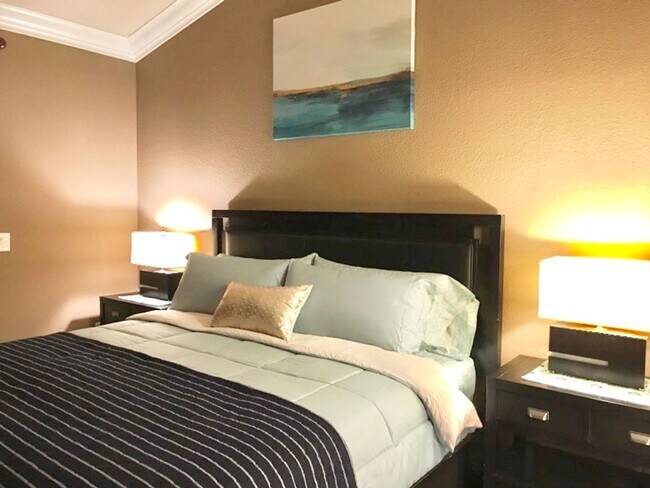 Building Photo - MOVE IN SPECIAL! $500 OFF FIRST MONTHS REN...