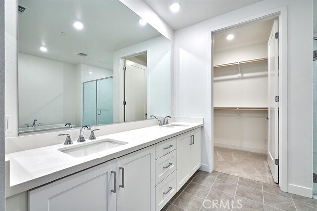 Building Photo - 3201 Rivington