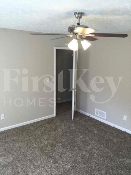 Building Photo - 1378 Briar Ridge Ct