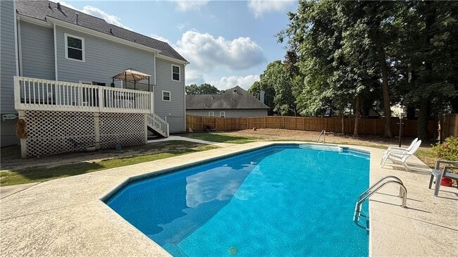 Building Photo - 737 Calico Ln