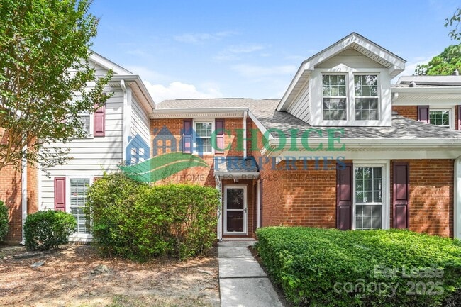 Building Photo - 9223 N Vicksburg Park Ct