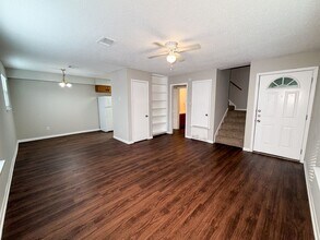 Building Photo - Stoneridge Apartments