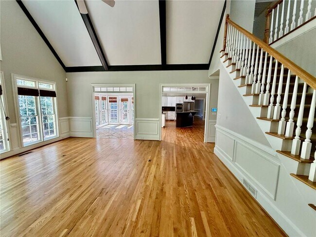 Building Photo - 305 Pilgrimage Point