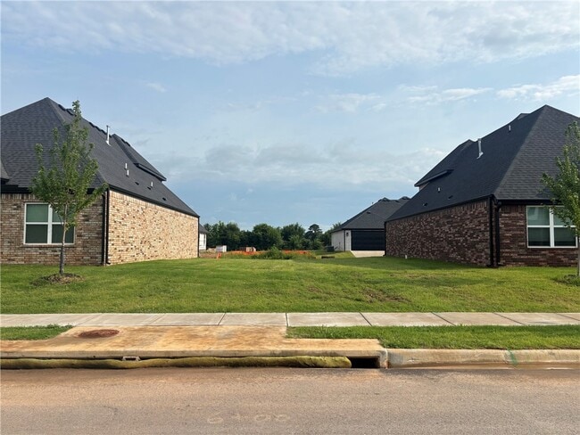 Building Photo - 3009 SW Lovely Ln