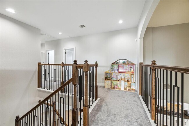 Building Photo - 2960 Gibbons Hill Ln