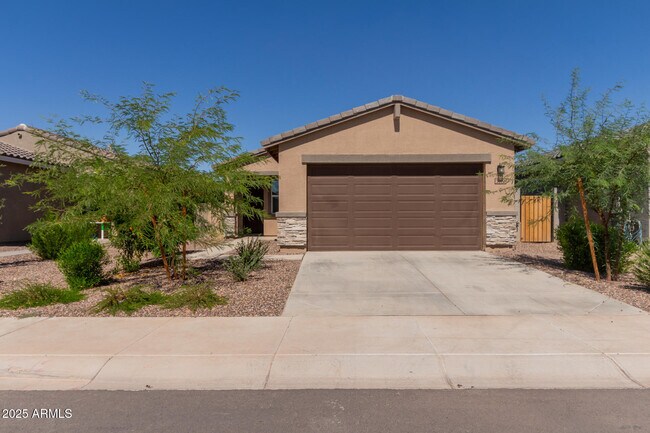 Primary Photo - 3022 Hayden Rose Ave