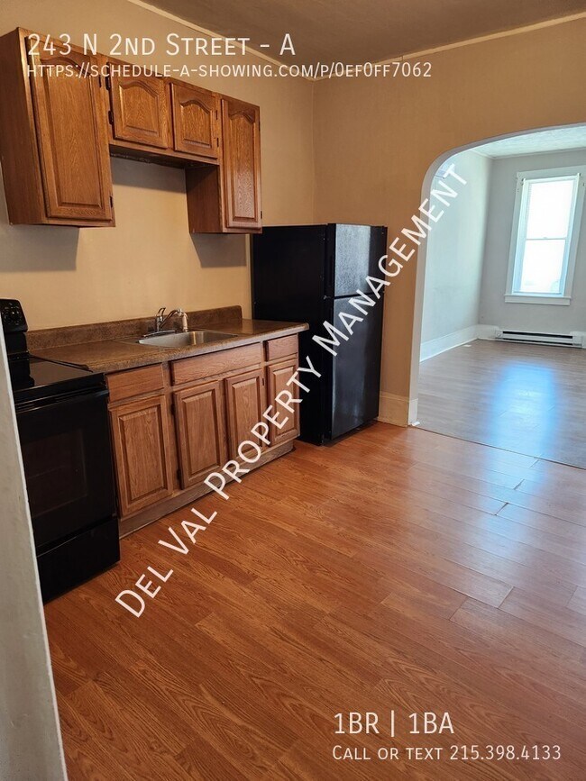 Building Photo - 243 N 2nd St