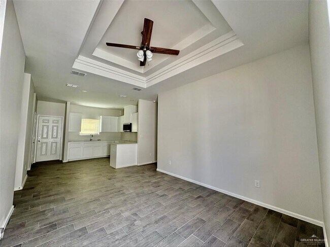 Building Photo - 8 W Harrison Ave