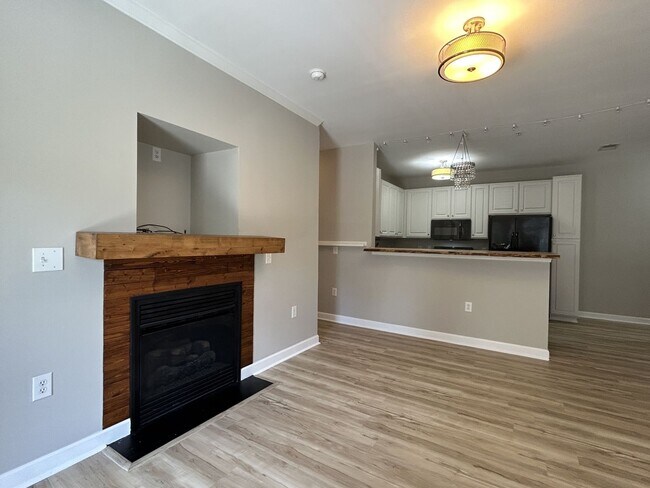 Building Photo - Convenient Boone Living – 3BD/3BA at Pine Ridge Condos