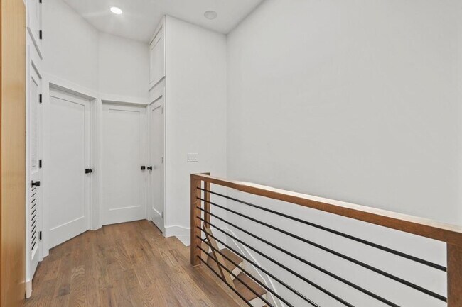 Building Photo - 41 47th St