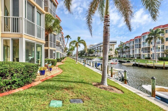 Building Photo - 1250 N Portofino Dr